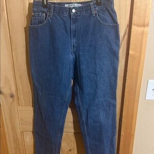 Levi’s 550 Relaxed Tapered Classic Blue Denim Jeans